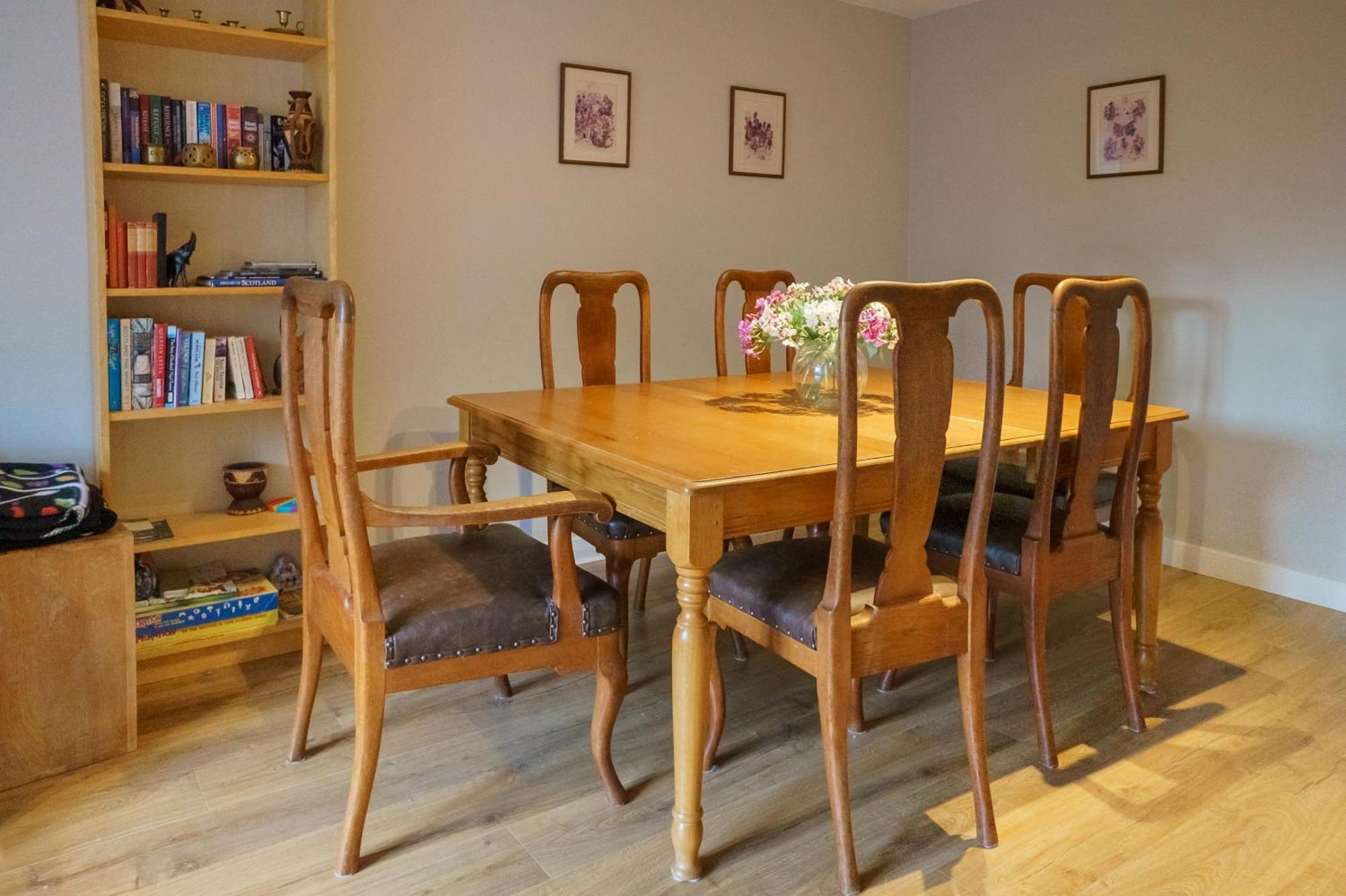 Bright Spacious 2 Bedroom In Stockbridge Апартаменты