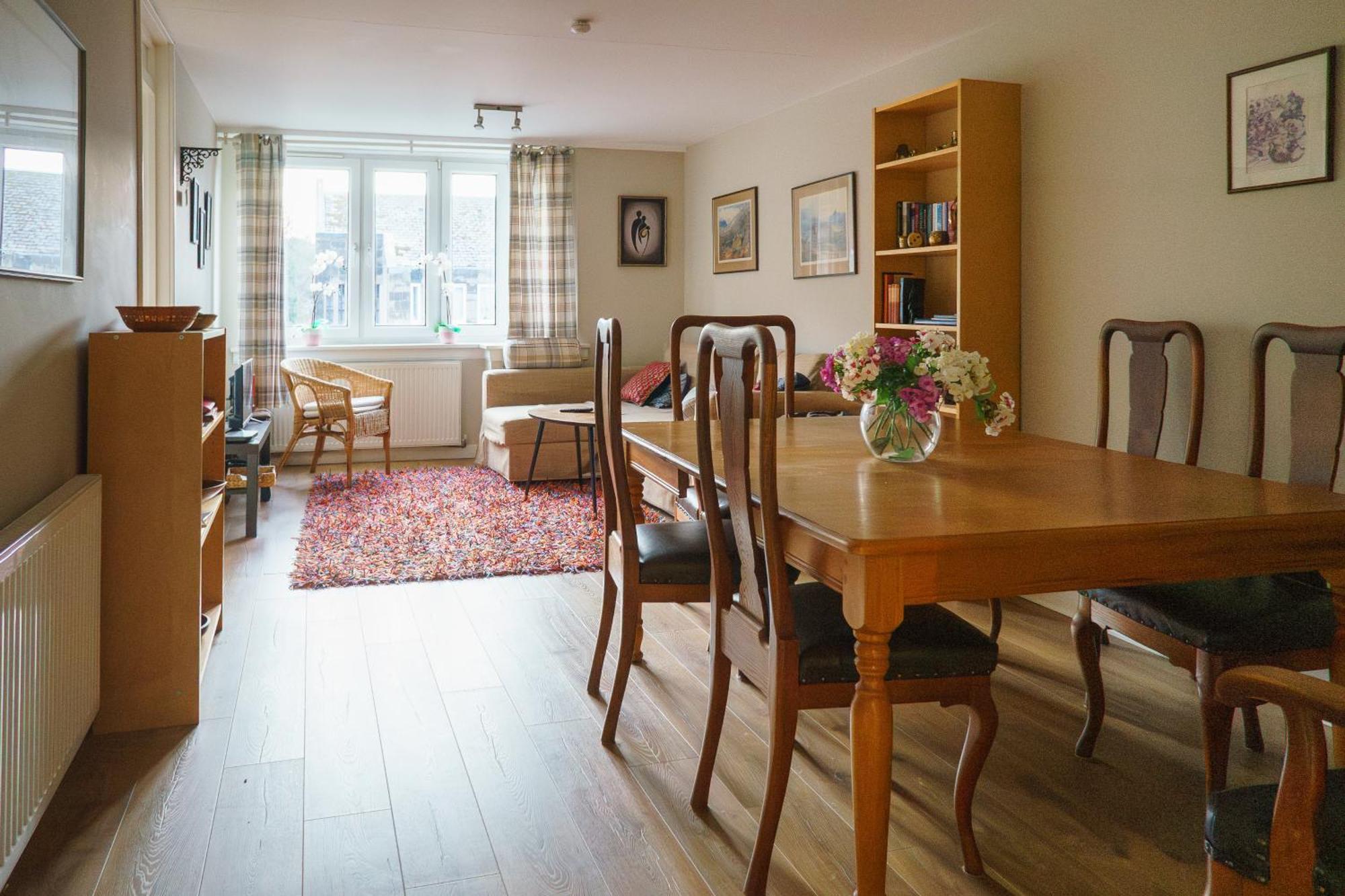 Bright Spacious 2 Bedroom In Stockbridge Апартаменты